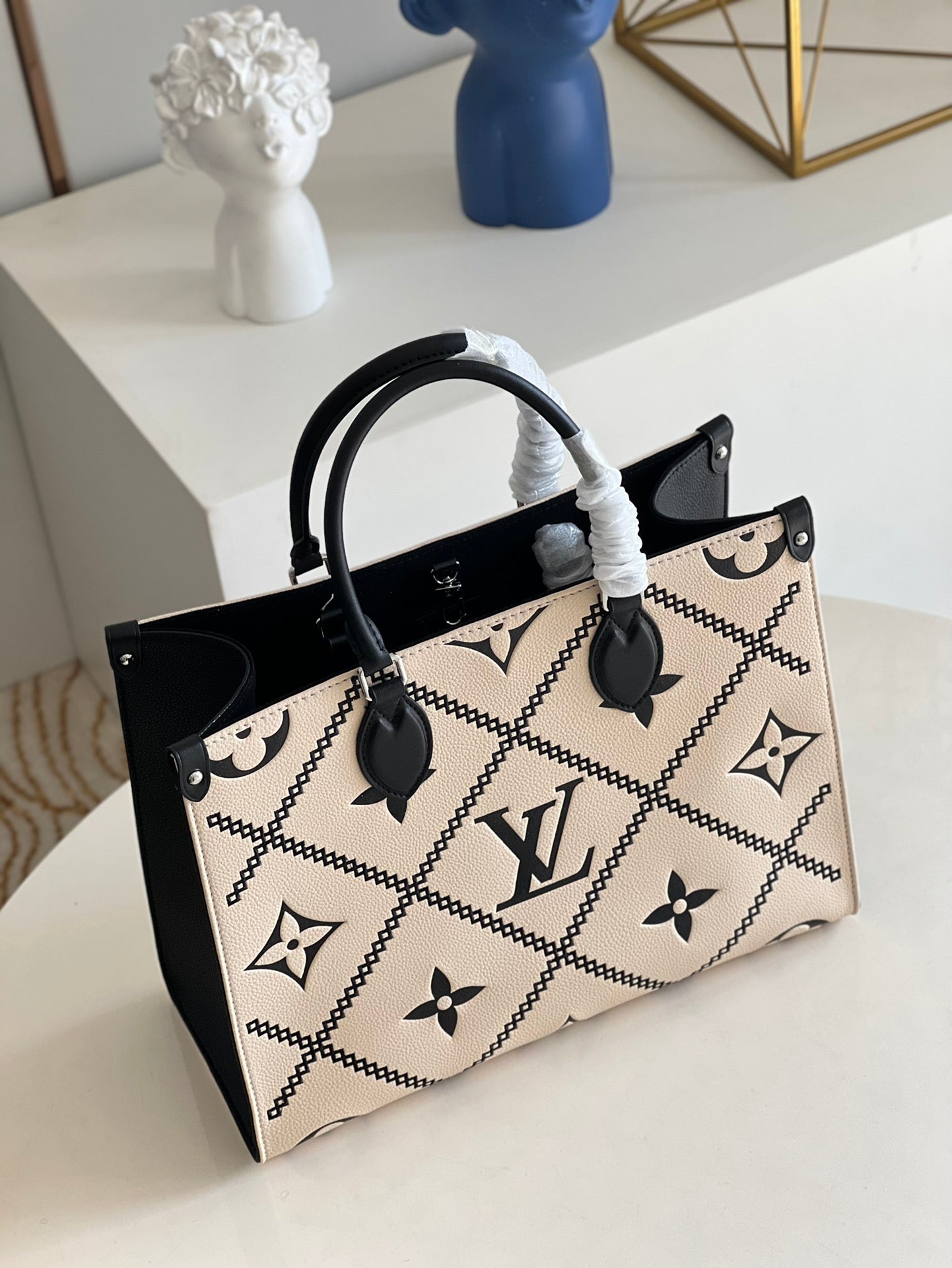 LuxluxHouse Great quality Louis Vuitton Bag Top Quality 34*26*15cm Free shipping