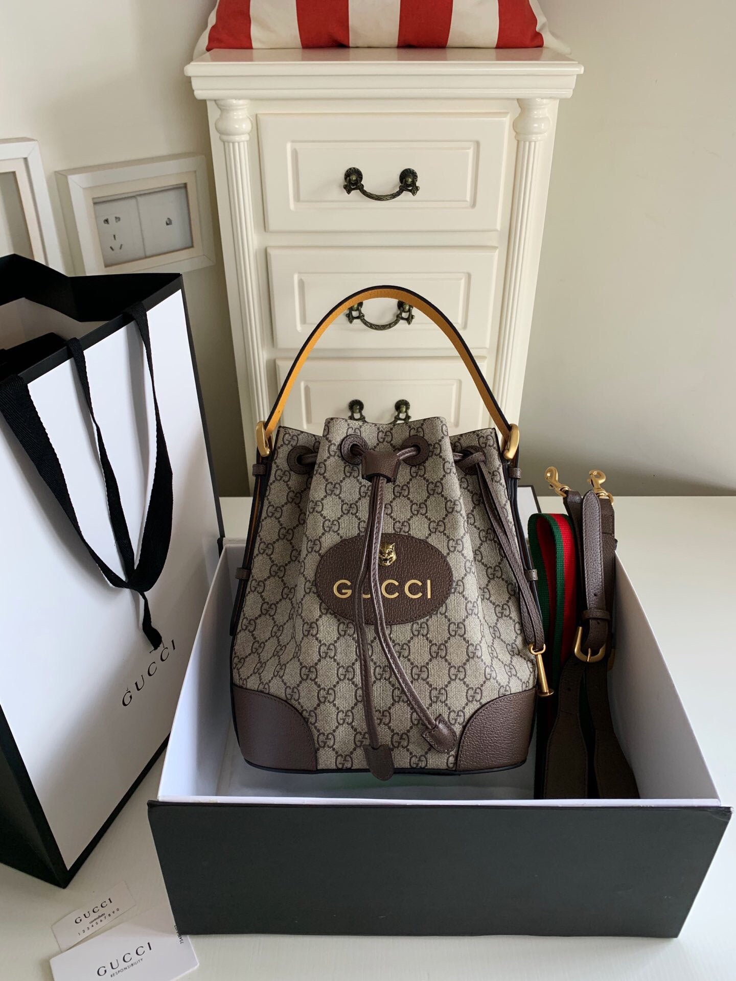 LuxluxHouse Great quality Gucci Bag Top Quality 20*22*14cm Free shipping