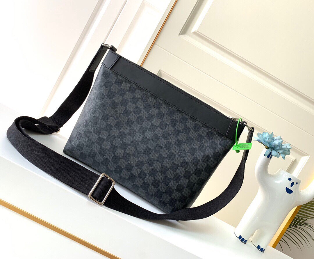 LuxluxHouse Great quality Louis Vuitton Top Bag 30*28*7cm Free shipping