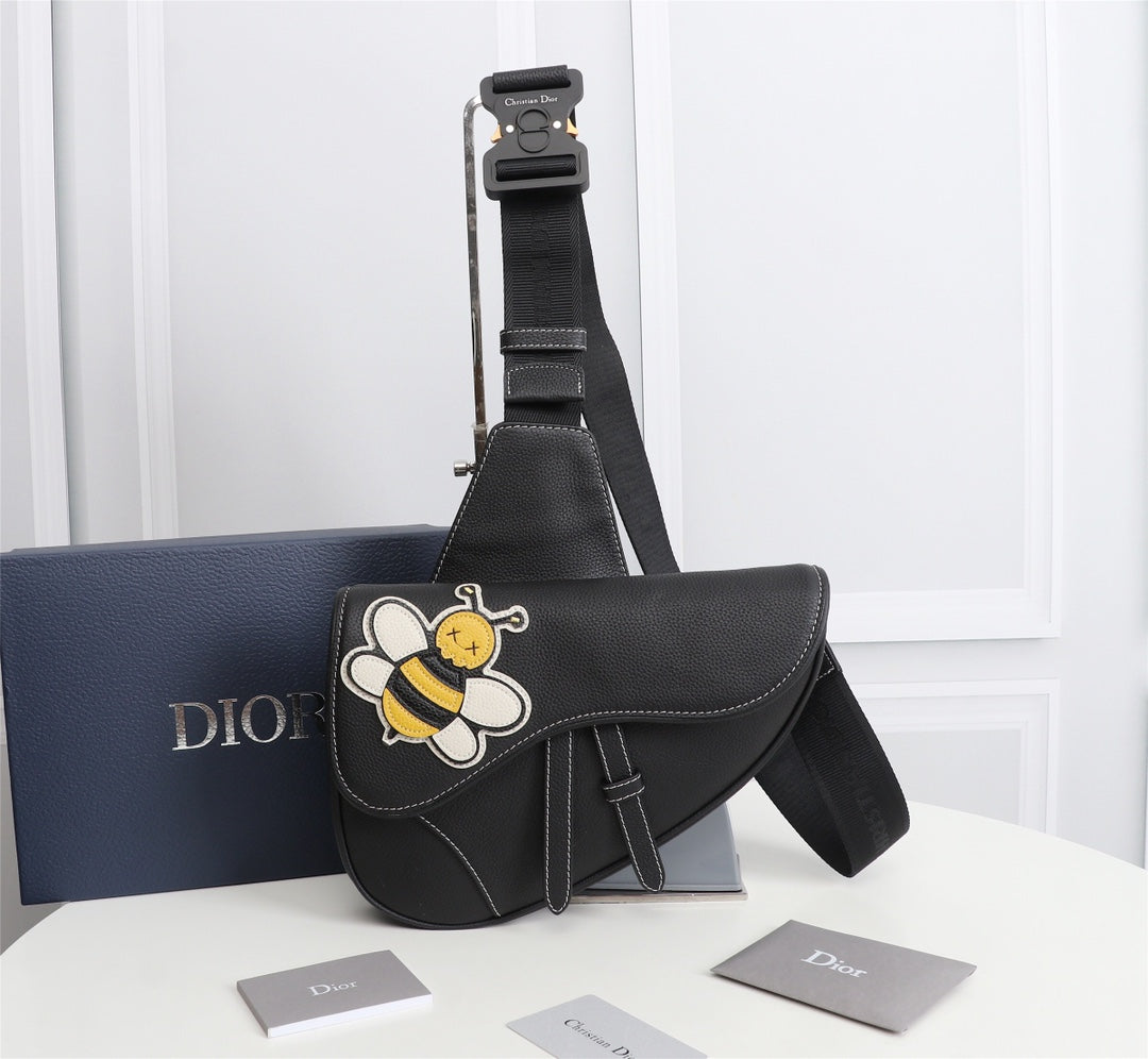 Free shipping LuxluxHouse Dior Top Bag 26*19*4.5cm