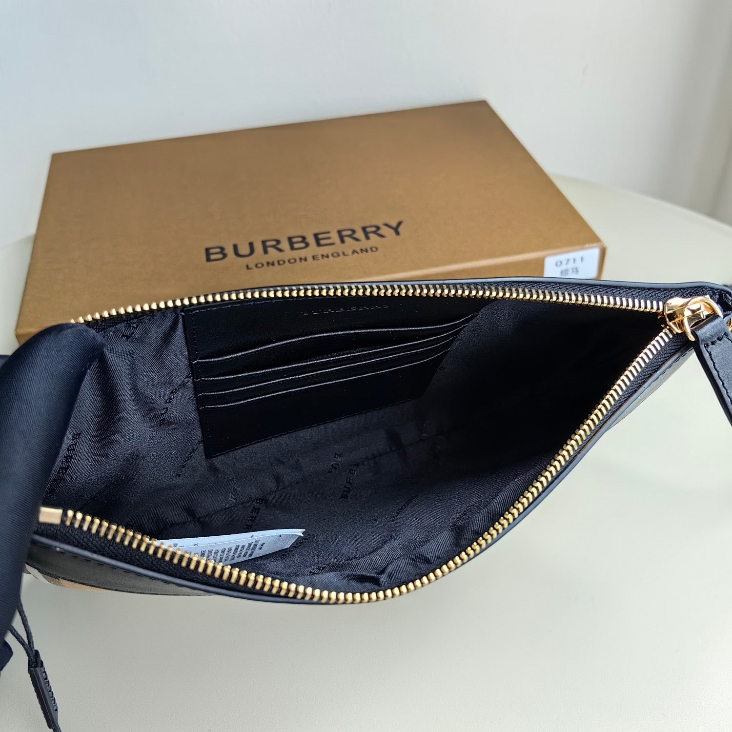 Free shipping LuxluxHouseBurberry Bag Top Quality