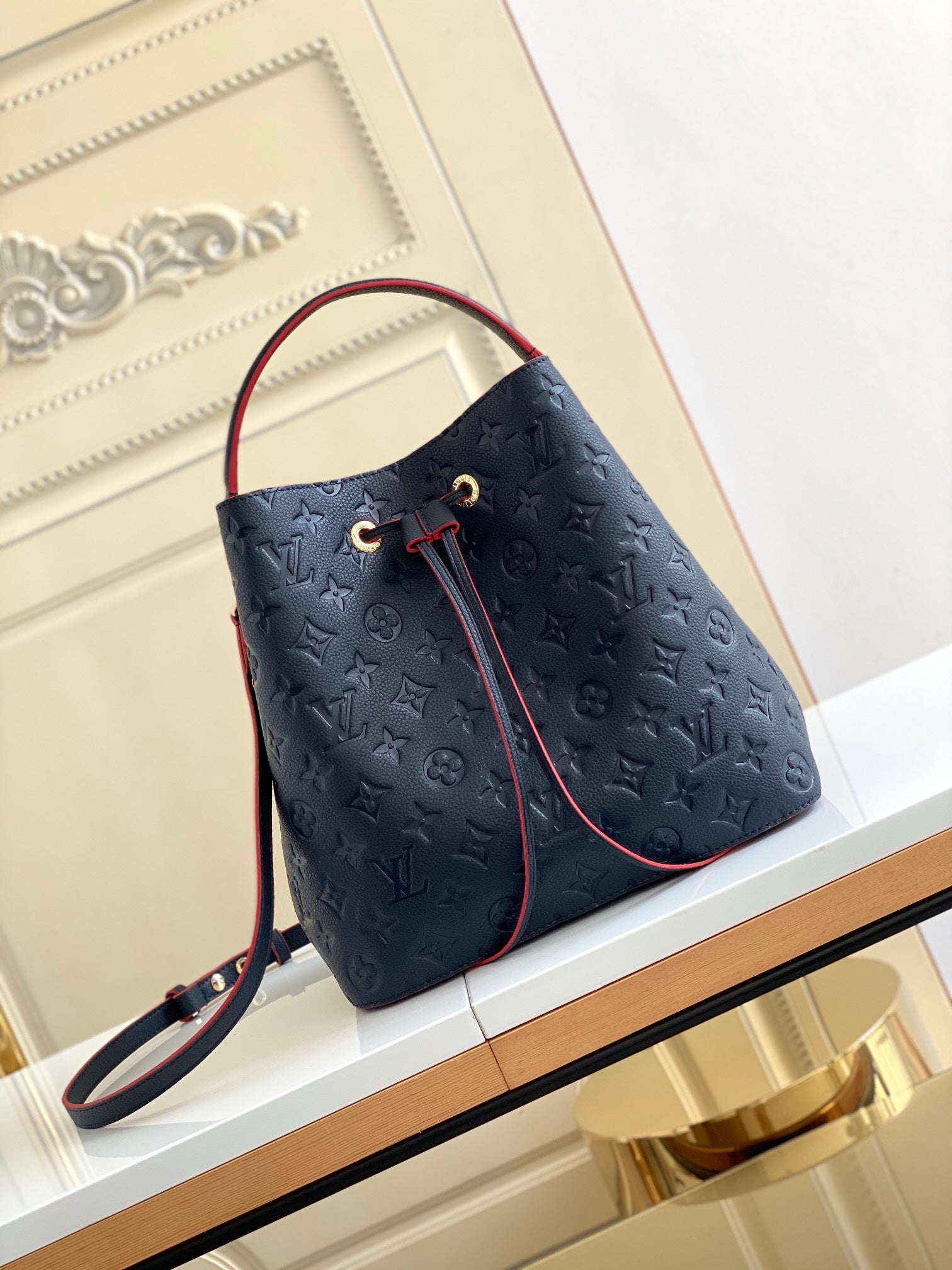 LuxluxHouse Great quality Louis Vuitton Top Bag 26*26*17.5cm Free shipping