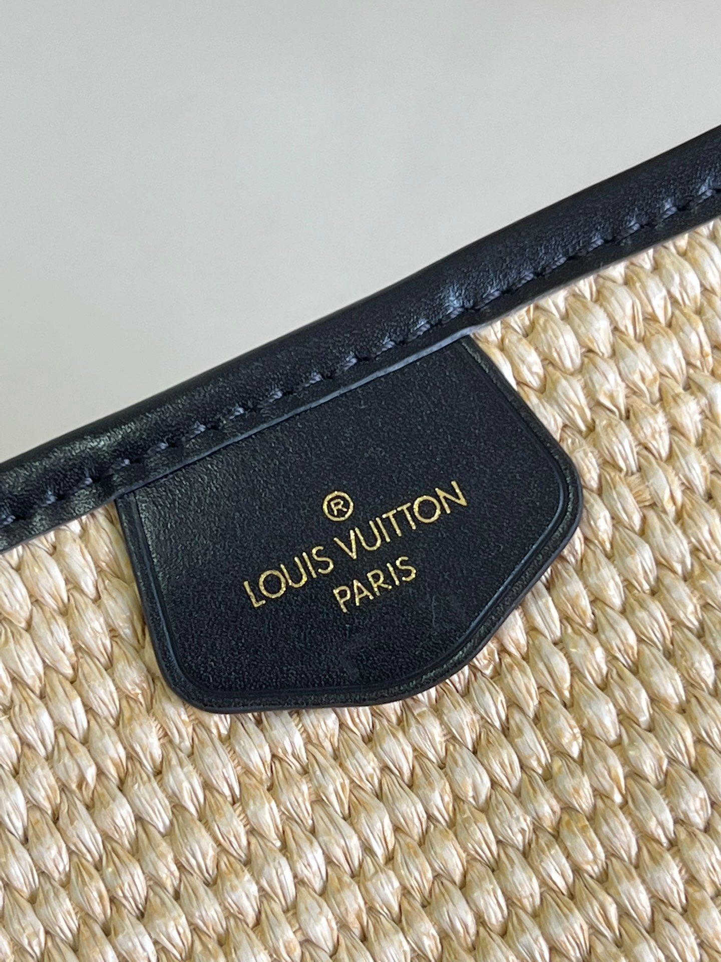 LuxluxHouse Great quality Louis Vuitton Bag Top Quality 22.4*13.4*7.1CM Free shipping