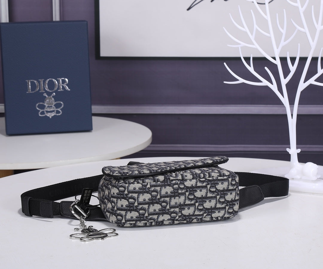 Free shipping LuxluxHouse Dior Top Bag 19*14*6cm