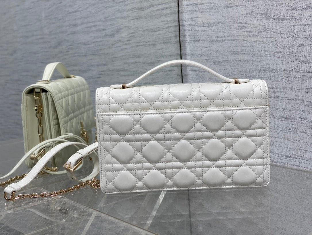 Women LuxluxHouse Dior Bag Top Quality