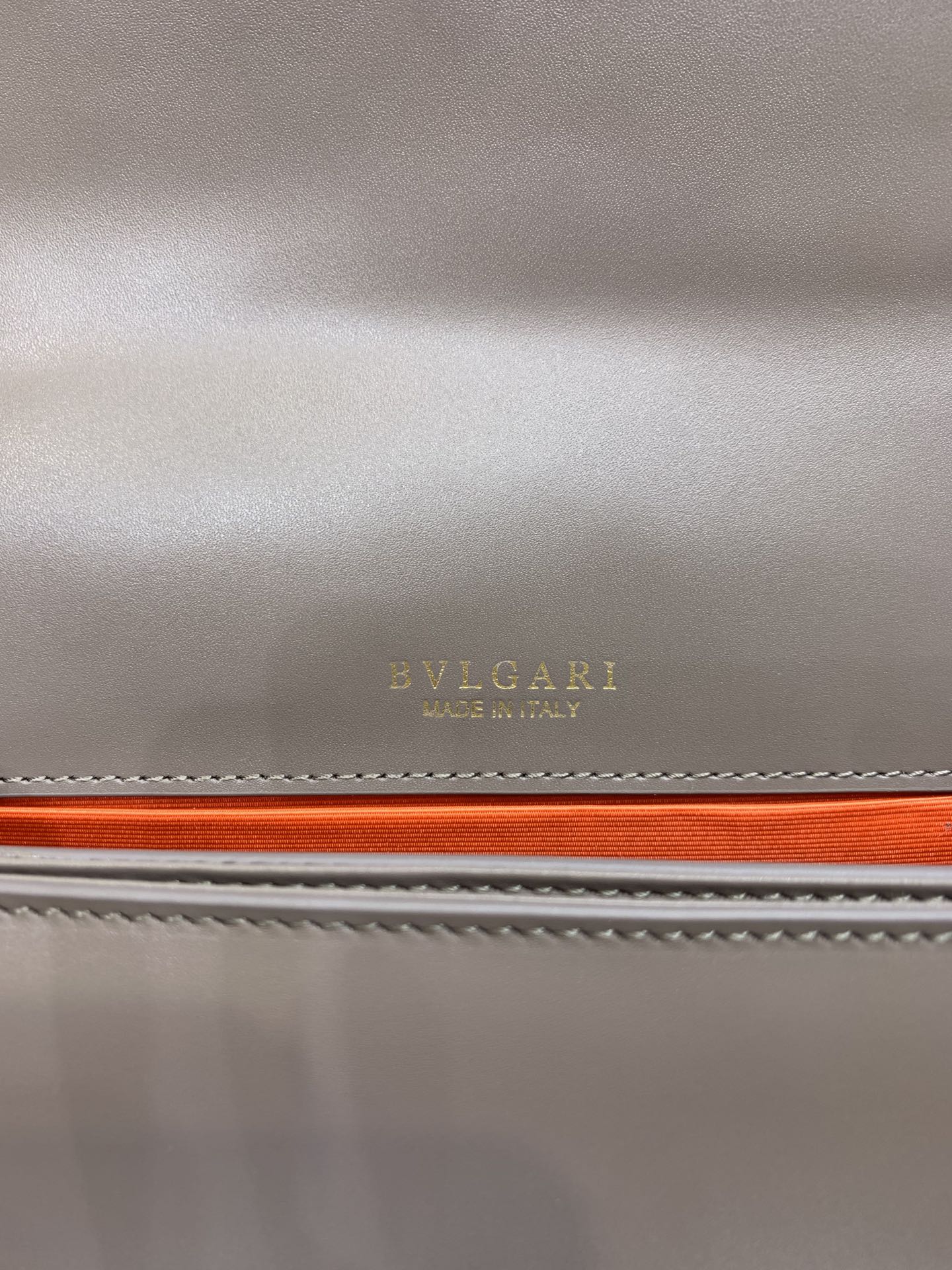 LuxluxHouse Great quality Bvlgari Bag Top Quality 22*15*4.5CM Free shipping