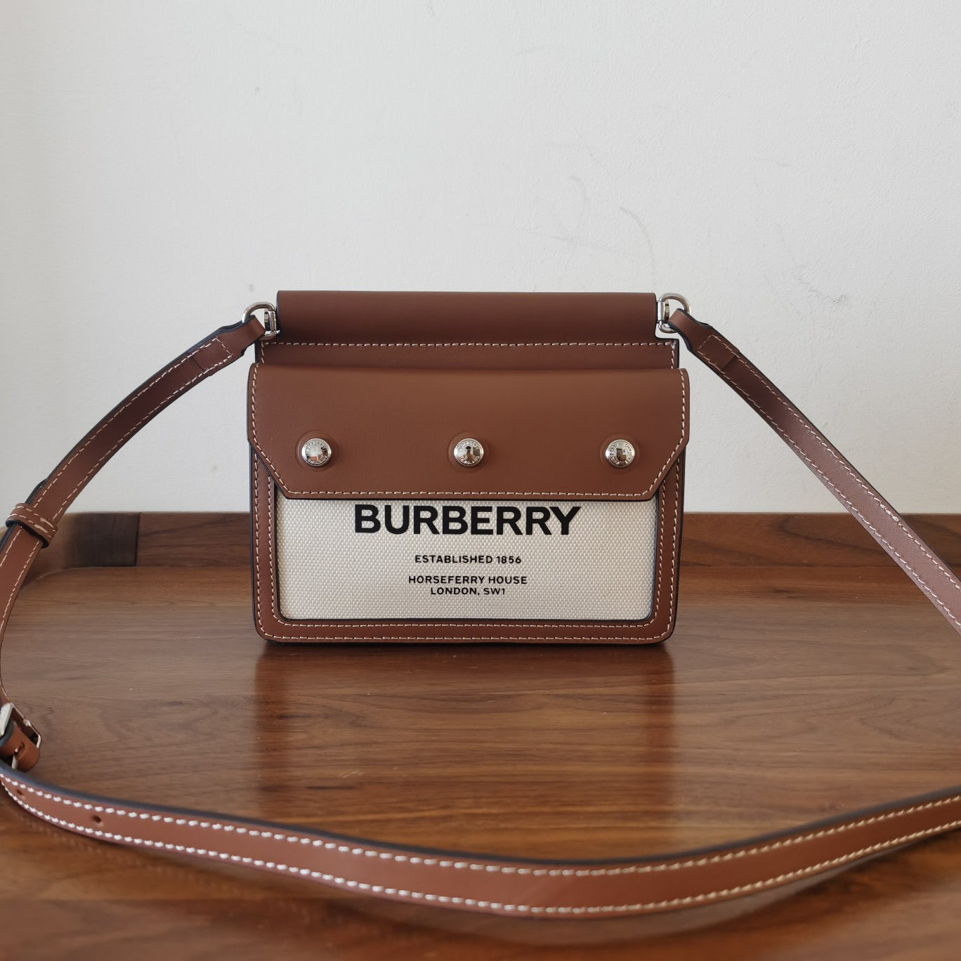 Free shipping LuxluxHouse Burberry Bag Top Quality