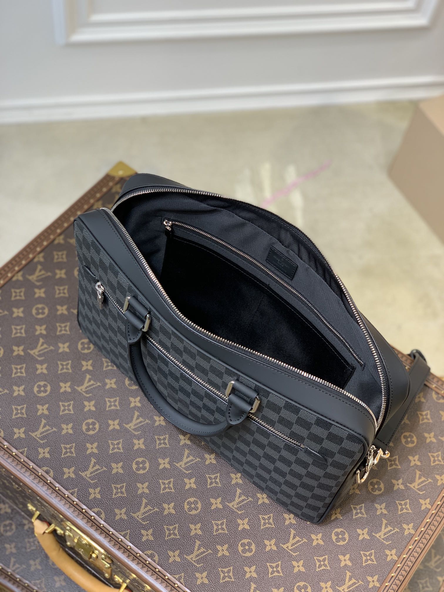 LuxluxHouse Great quality Louis Vuitton Bag Top Quality 40*27*7CM Free shipping