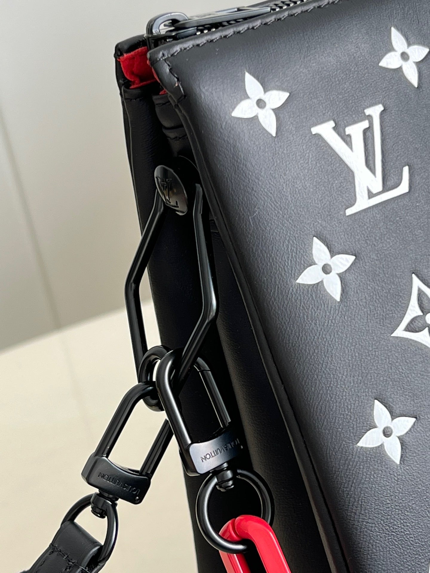 Louis Vuitton Top Bag (LuxluxHouse)