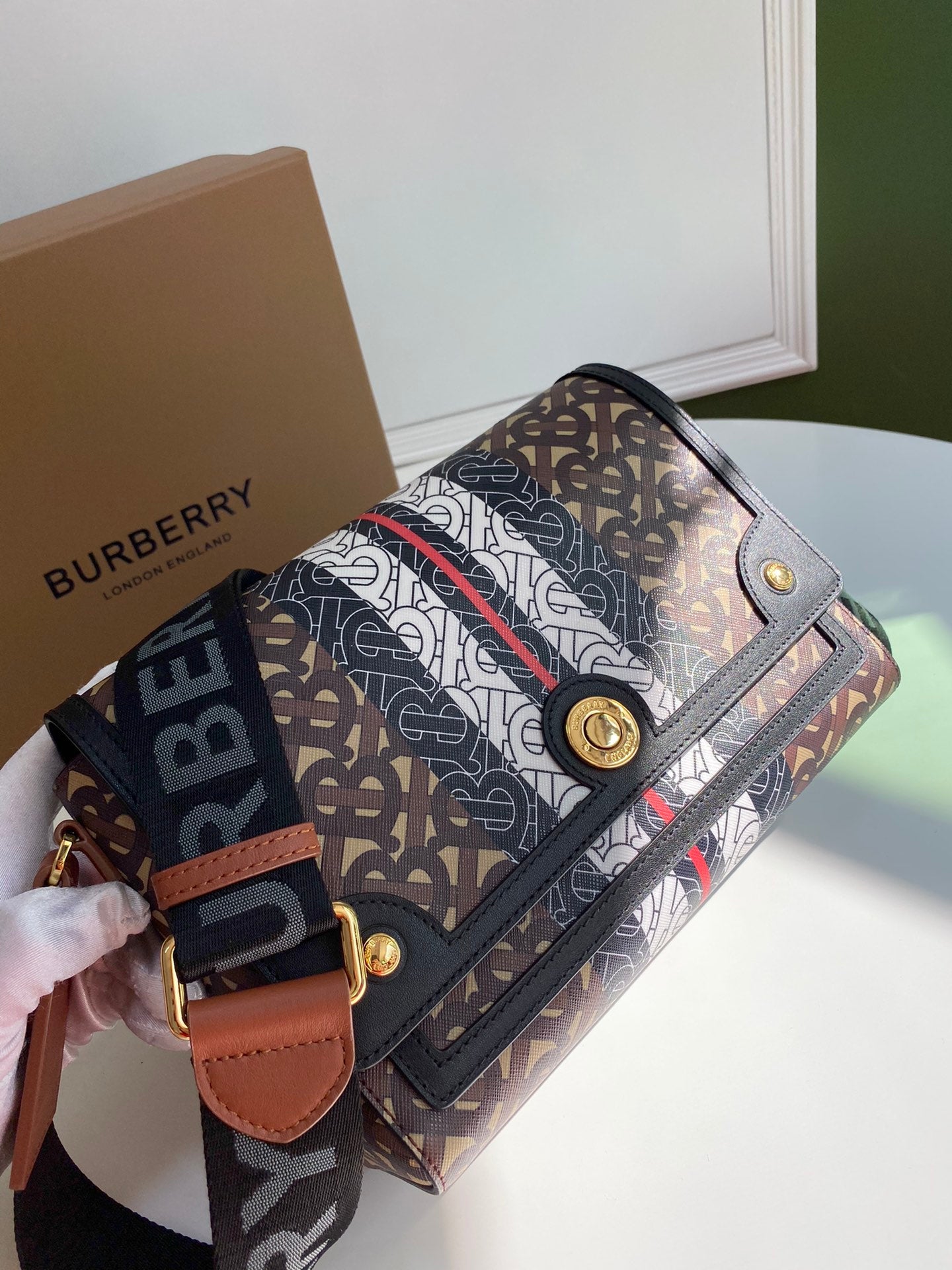 LuxluxHouse Great quality Burberry Bag Top Quality 25*8.5*18CM Free shipping