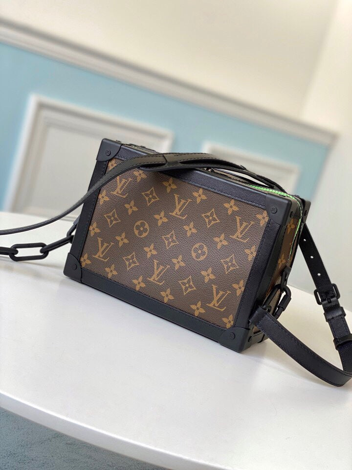 LuxluxHouse Great quality Louis Vuitton Bag Top Quality 18.5*13*8cm Free shipping