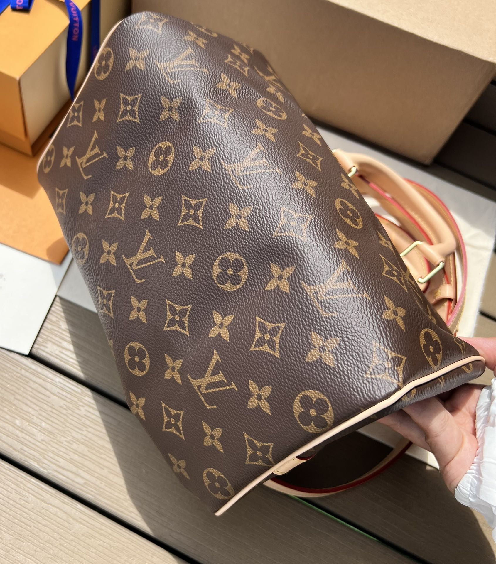 LuxluxHouse Great quality Louis Vuitton Bag Top Quality Free shipping