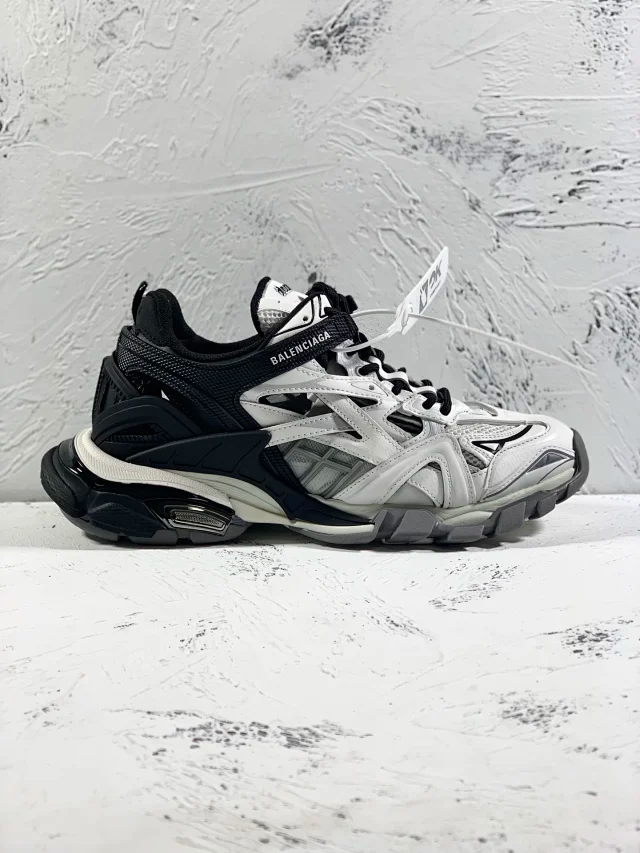 OK batch-Balenciaga track2 sneaker