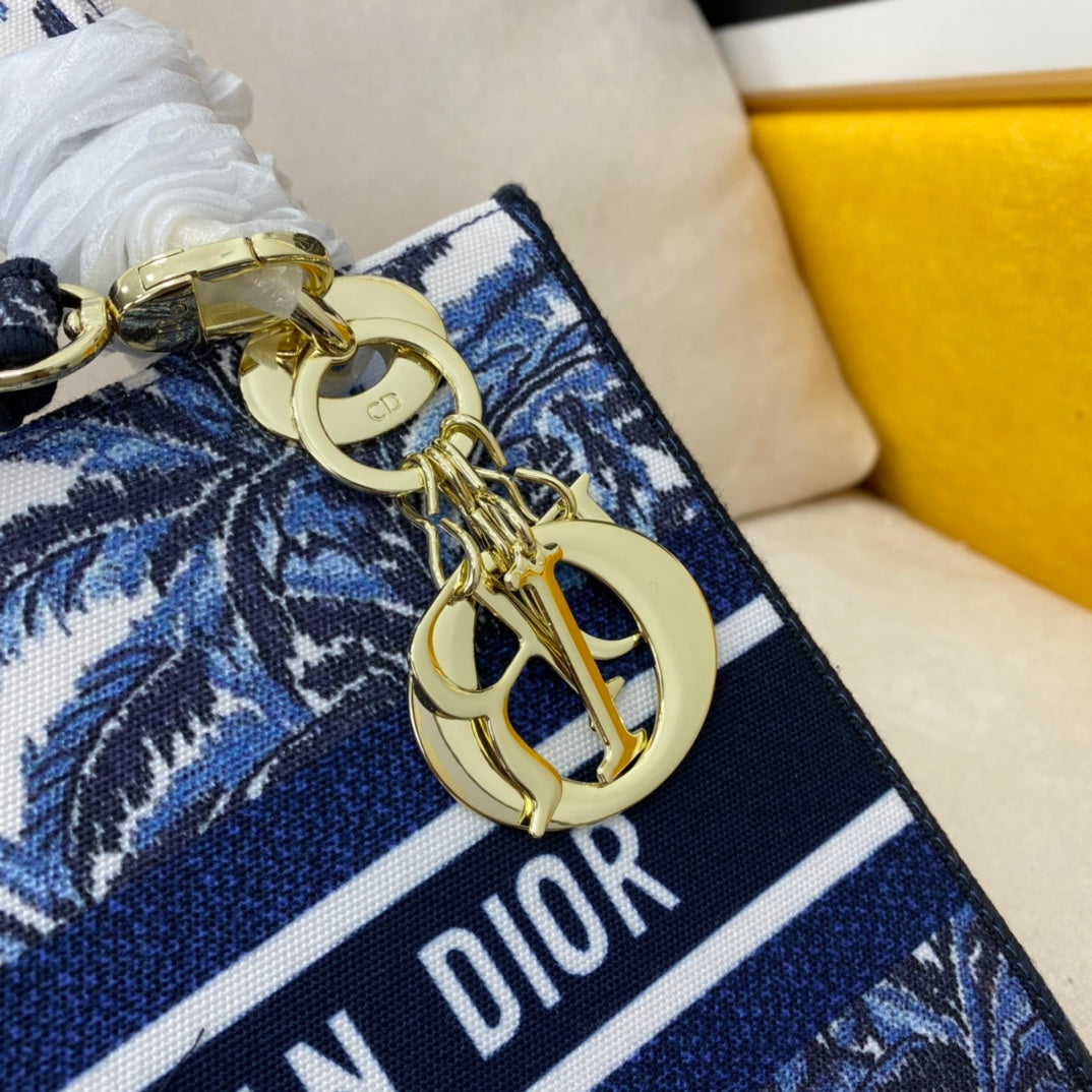 Free shipping LuxluxHouse Dior Top Bag 24*20*11cm