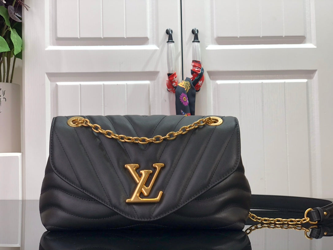 LuxluxHouse Great quality Louis Vuitton Top Bag 24*14*9cm Free shipping