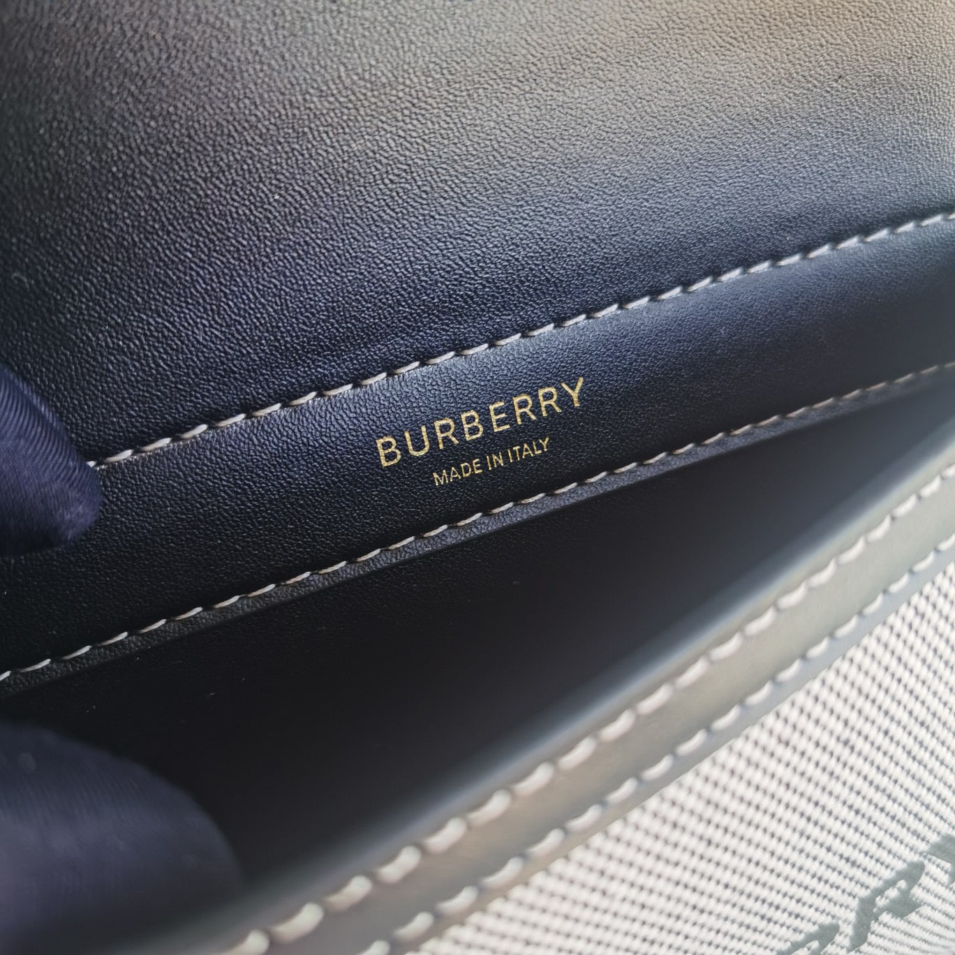 Free shipping LuxluxHouse Burberry Bag Top Quality