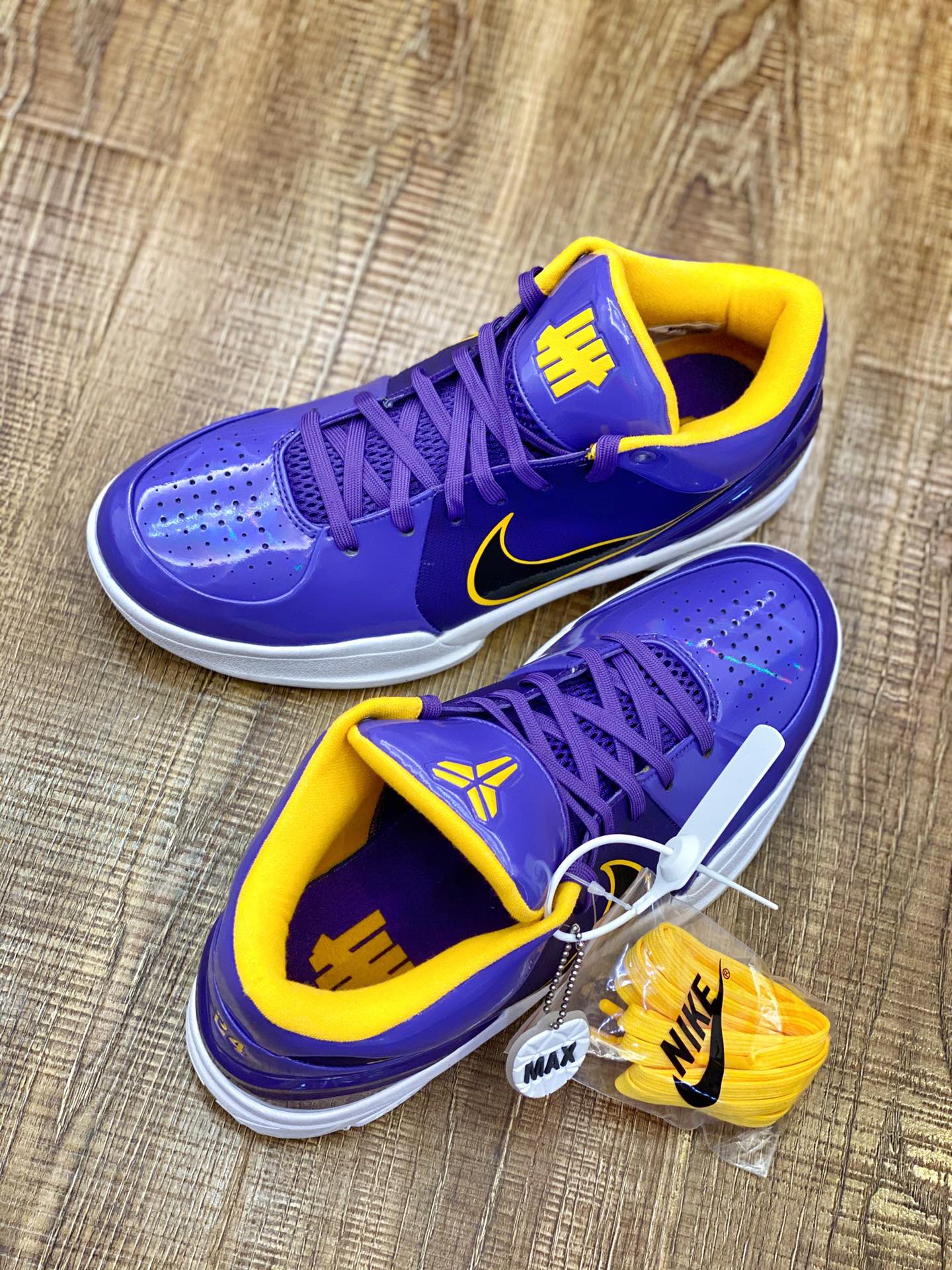 Max Batch-UNDEFEATED × Nike Zoom Kobe 4 Protro “Lakers”