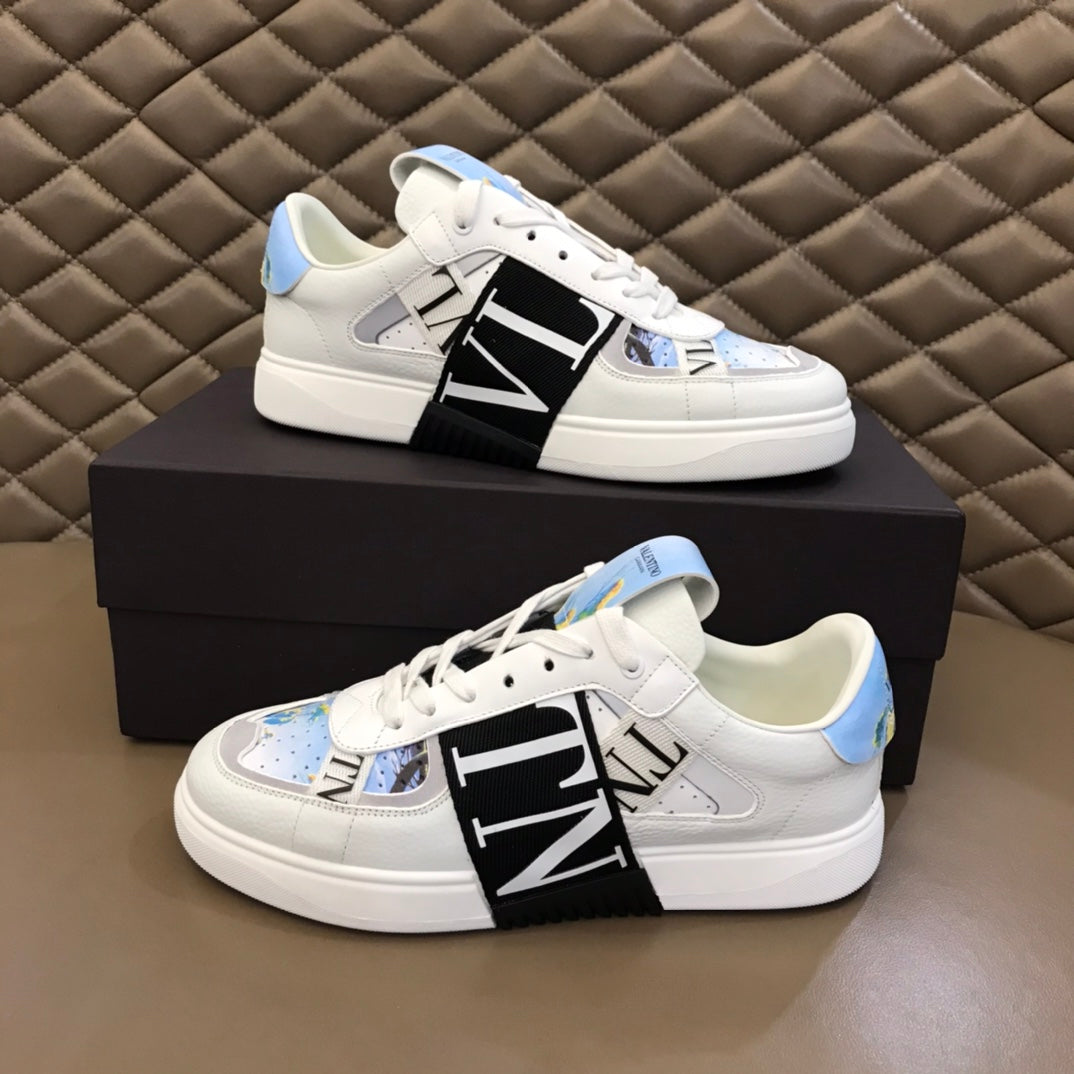 LuxluxHouse Best Quality Shoes Valentino