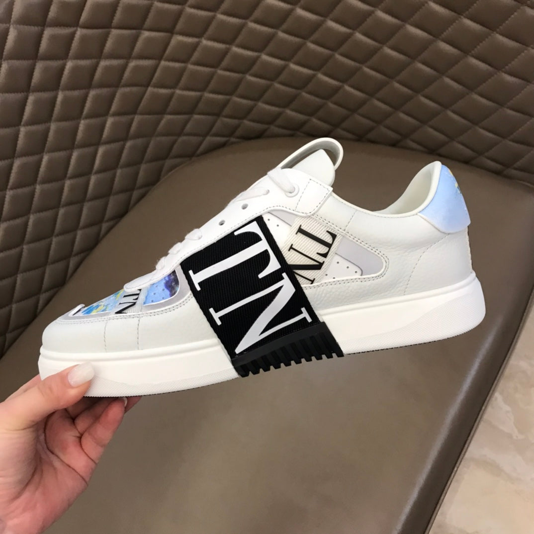 LuxluxHouse Best Quality Shoes Valentino