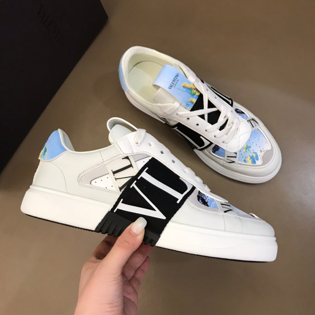 LuxluxHouse Best Quality Shoes Valentino