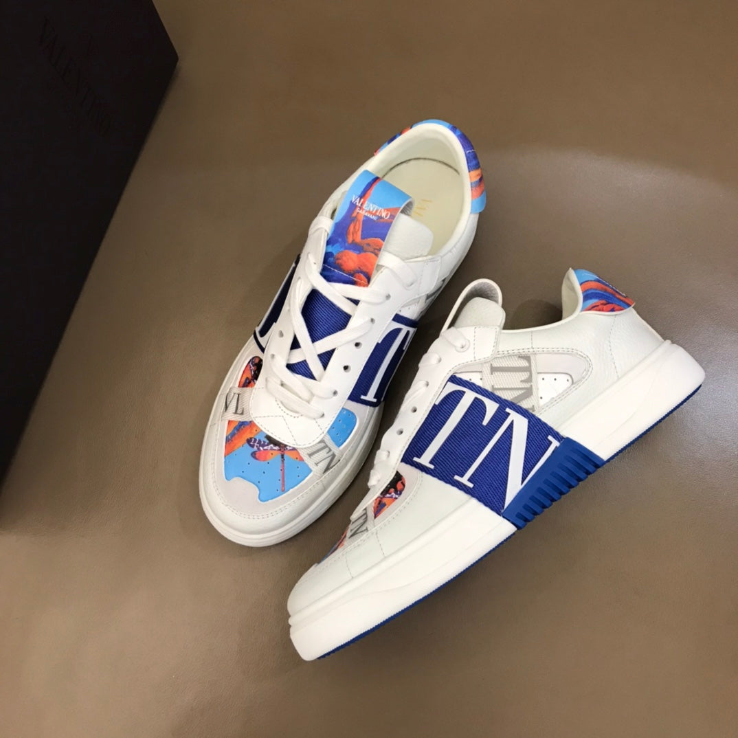 LuxluxHouse Best Quality Shoes Valentino