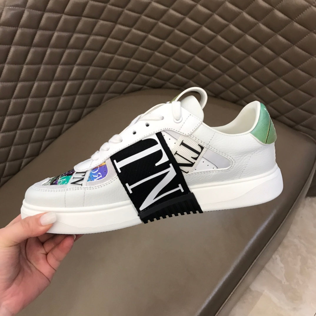 LuxluxHouse Best Quality Shoes Valentino