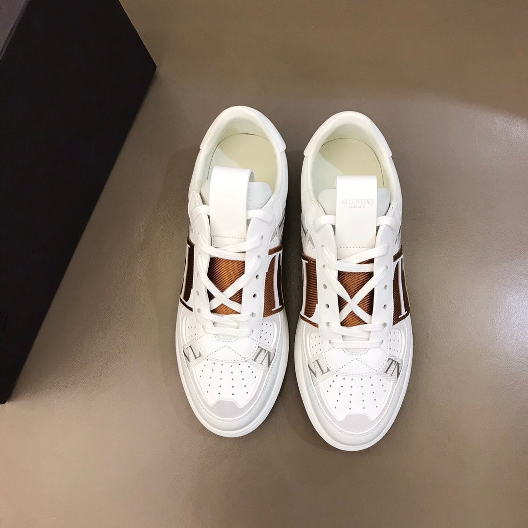 LuxluxHouse Best Quality Shoes Valentino