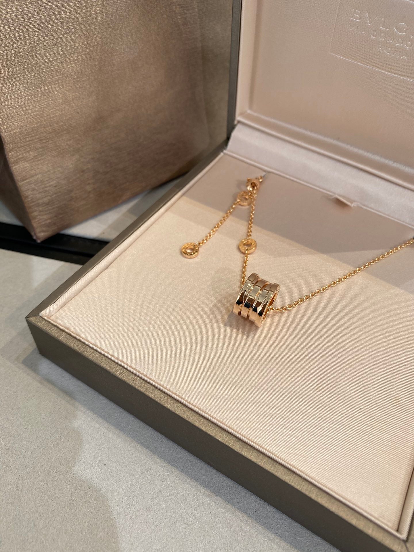LuxluxHouse Best Quality Accessories Necklace Bvlgari