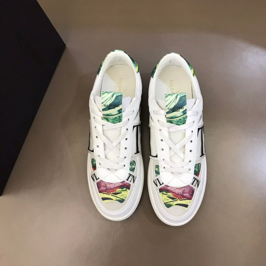 LuxluxHouse Best Quality Shoes Valentino