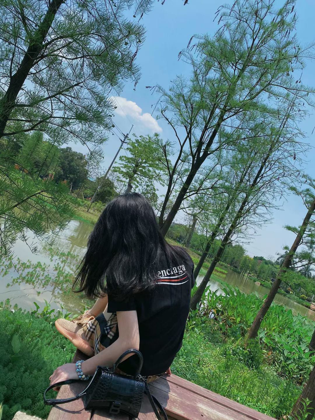 LuxluxHouse Best Quality Clothes Balenciaga T-shirt