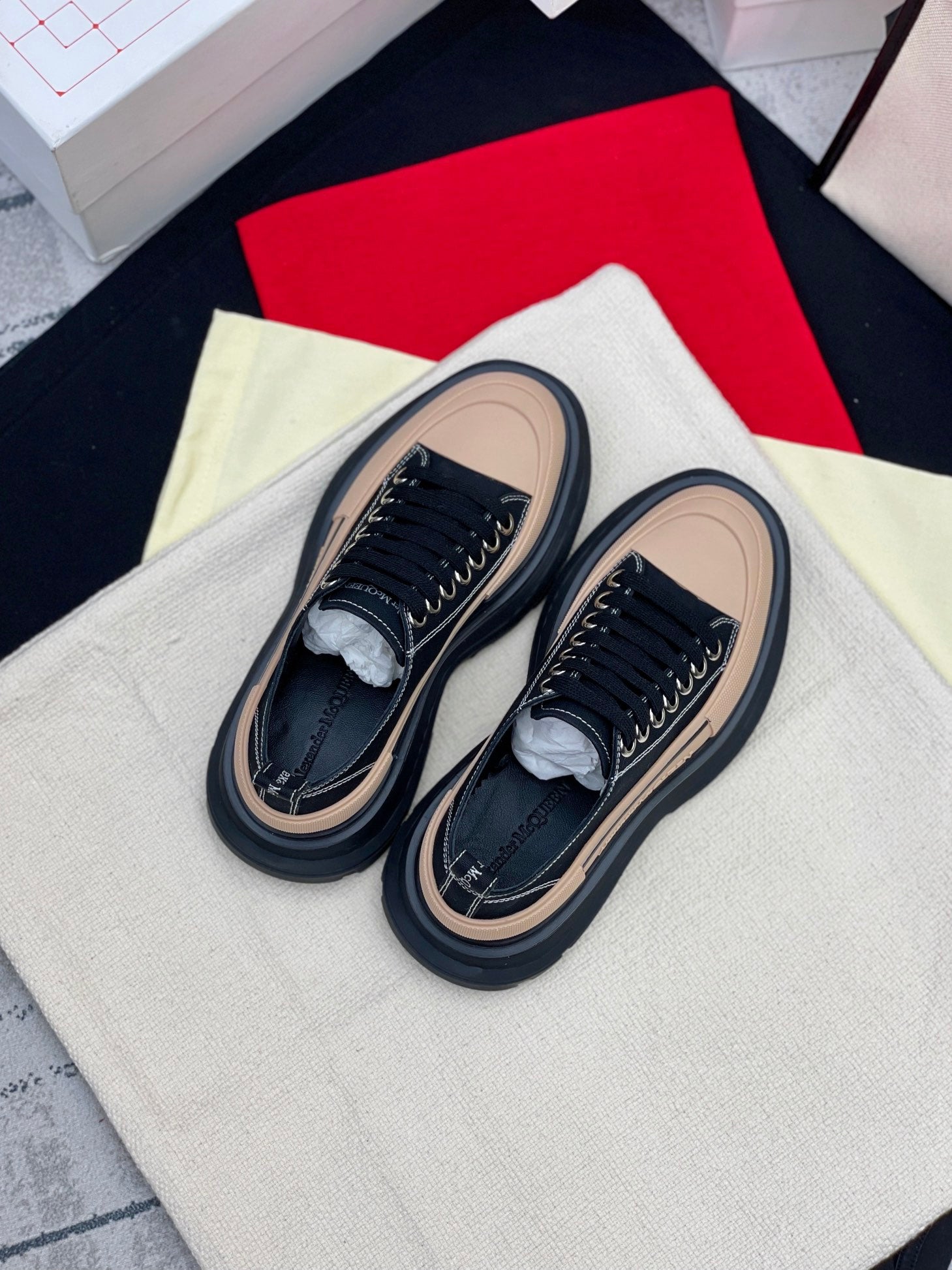 LuxluxHouse Best Quality Shoes Alexander McQueen