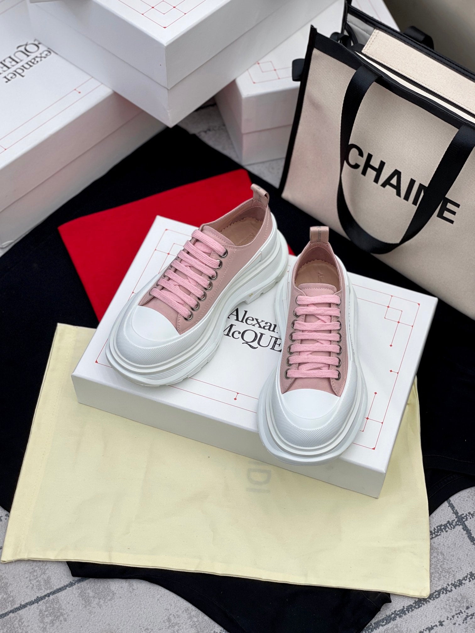 LuxluxHouse Best Quality Shoes Alexander McQueen