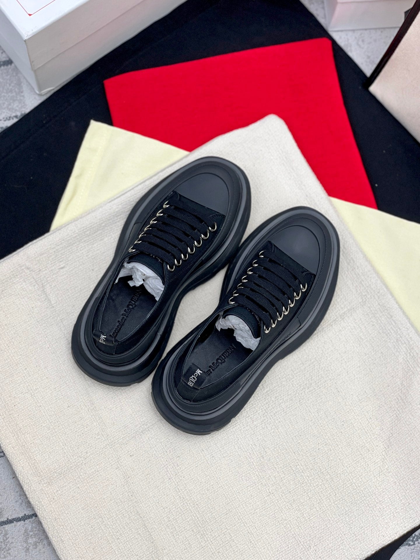 LuxluxHouse Best Quality Shoes Alexander McQueen