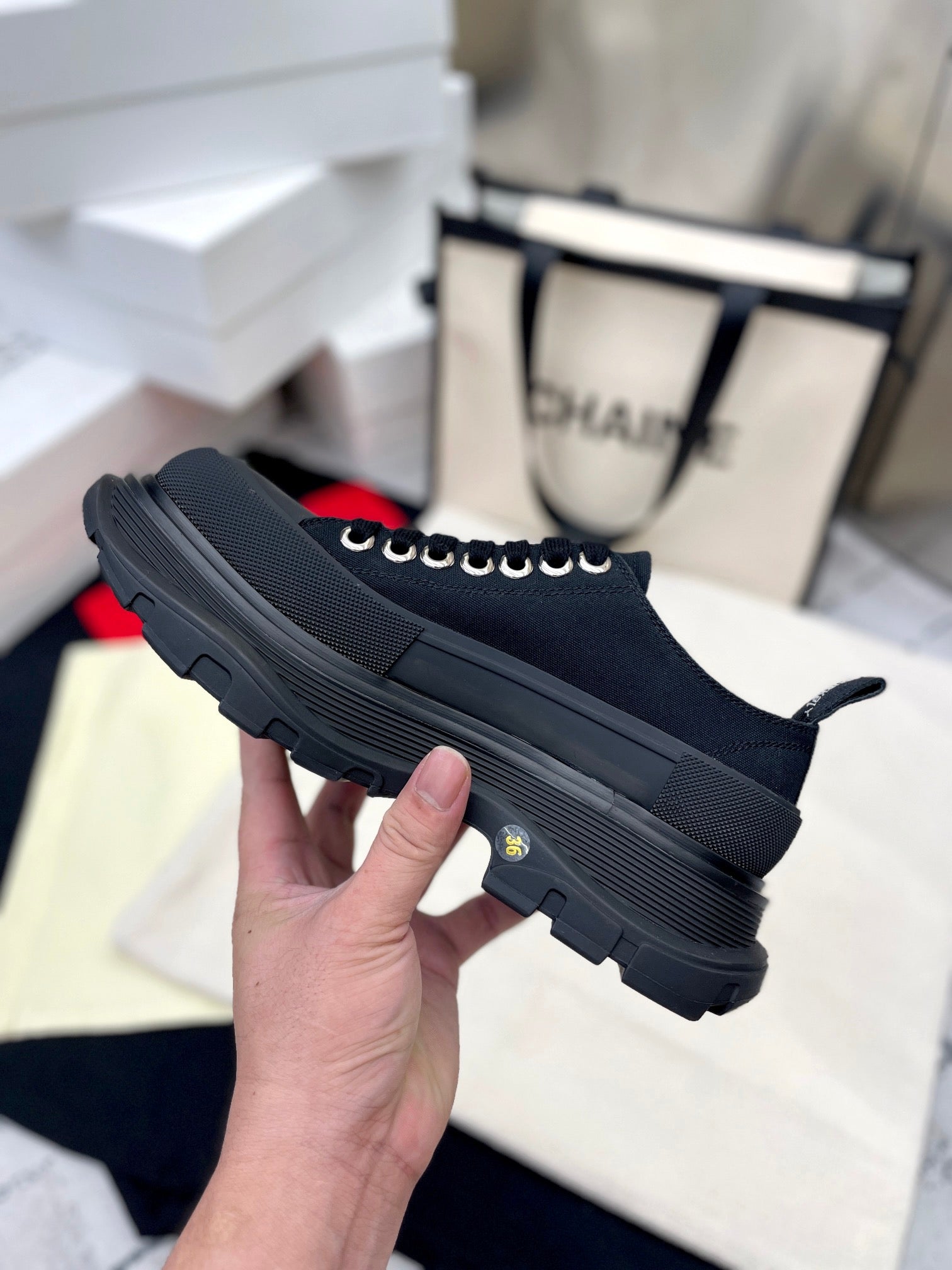 LuxluxHouse Best Quality Shoes Alexander McQueen