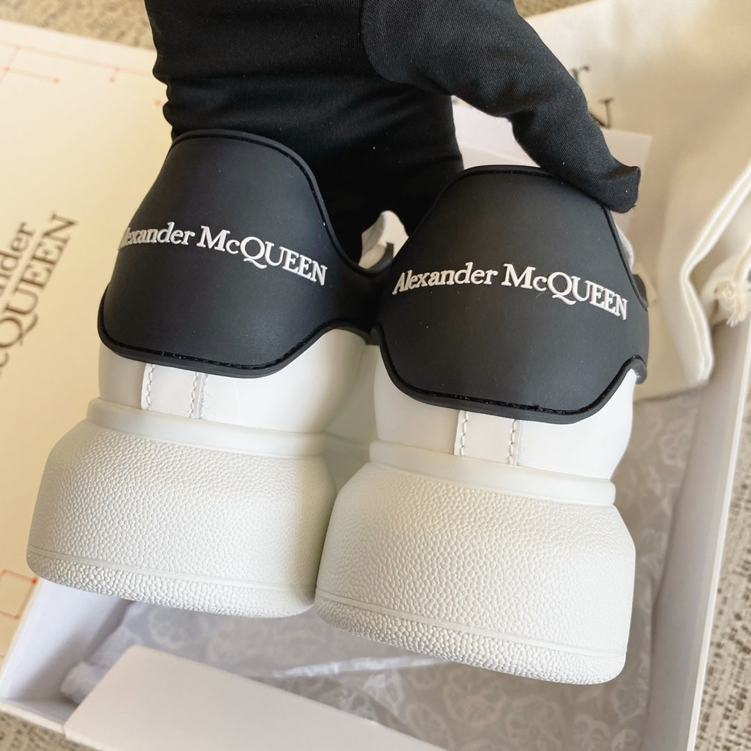 LuxluxHouse Best Quality Shoes Alexander McQueen