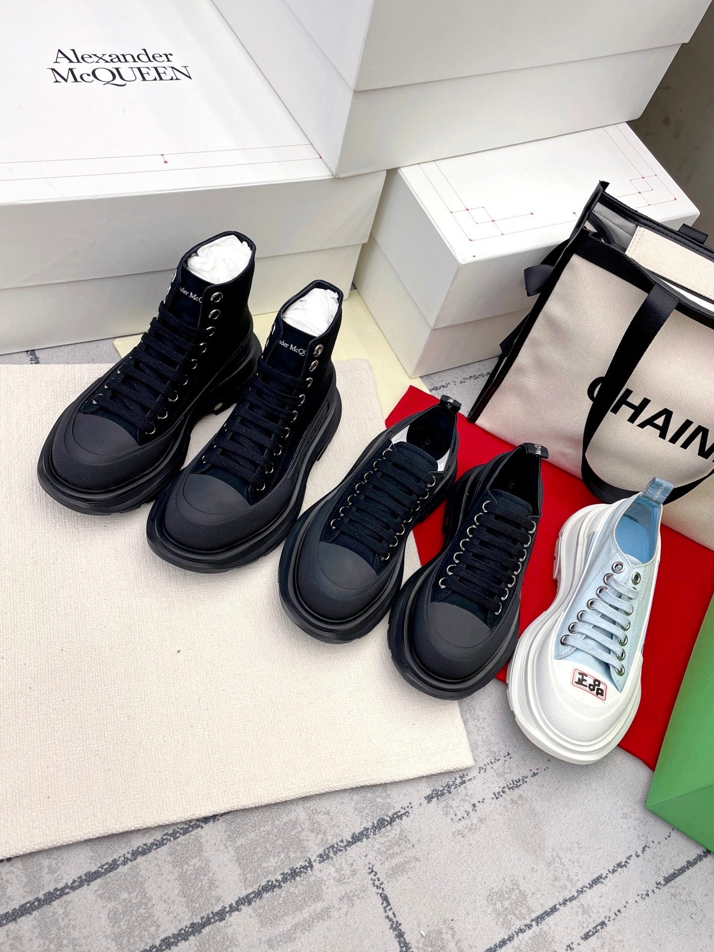 LuxluxHouse Best Quality Shoes Alexander McQueen