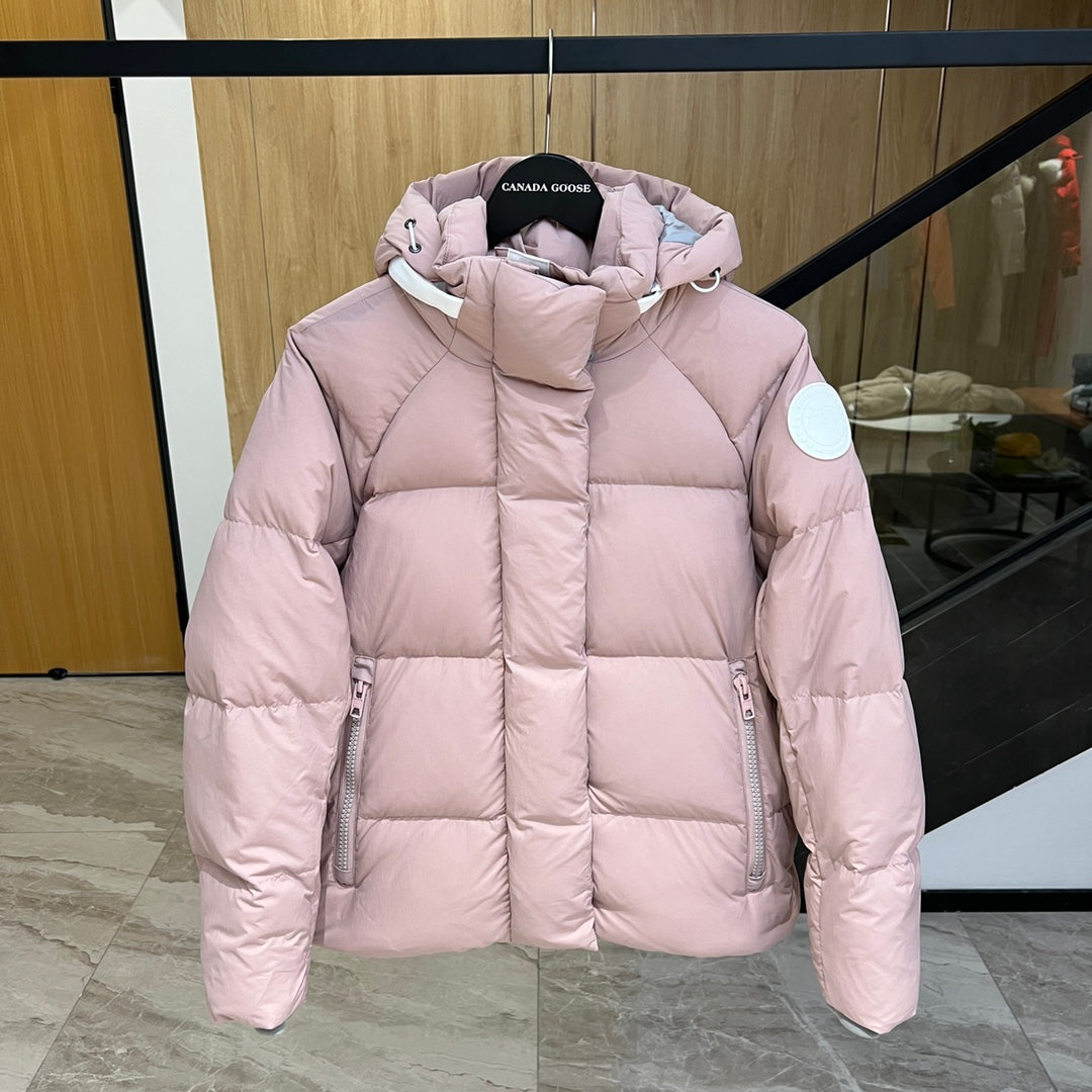 Canada Goose Coats & Jackets