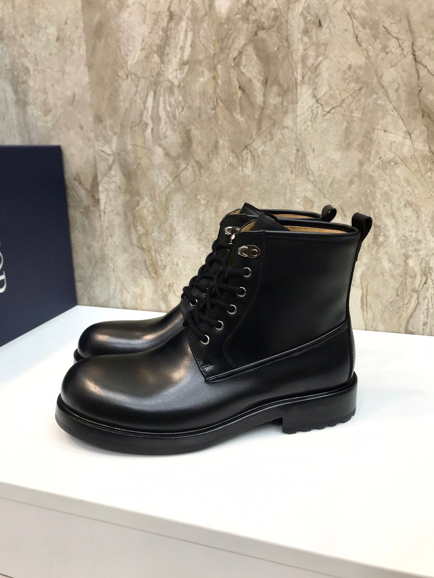 LuxluxHouse Best Quality Shoes Dior