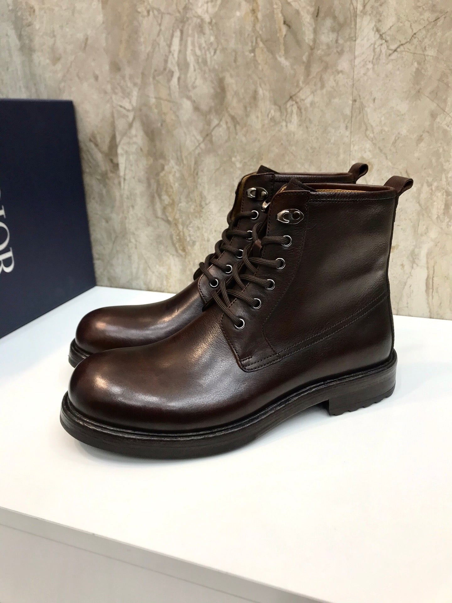 LuxluxHouse Best Quality Shoes Dior