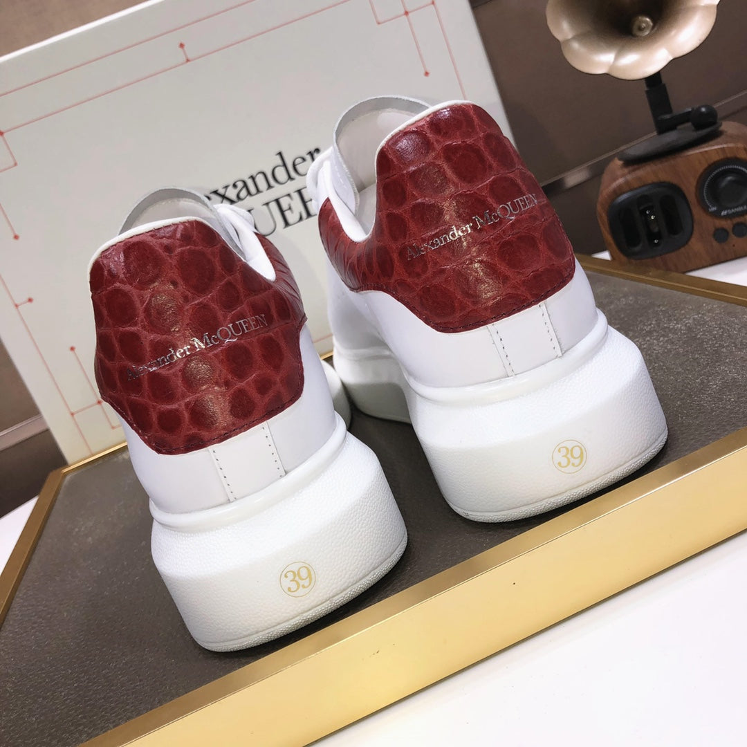 LuxluxHouse Best Quality Shoes Alexander McQueen