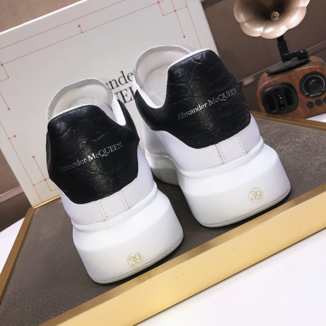 LuxluxHouse Best Quality Shoes Alexander McQueen