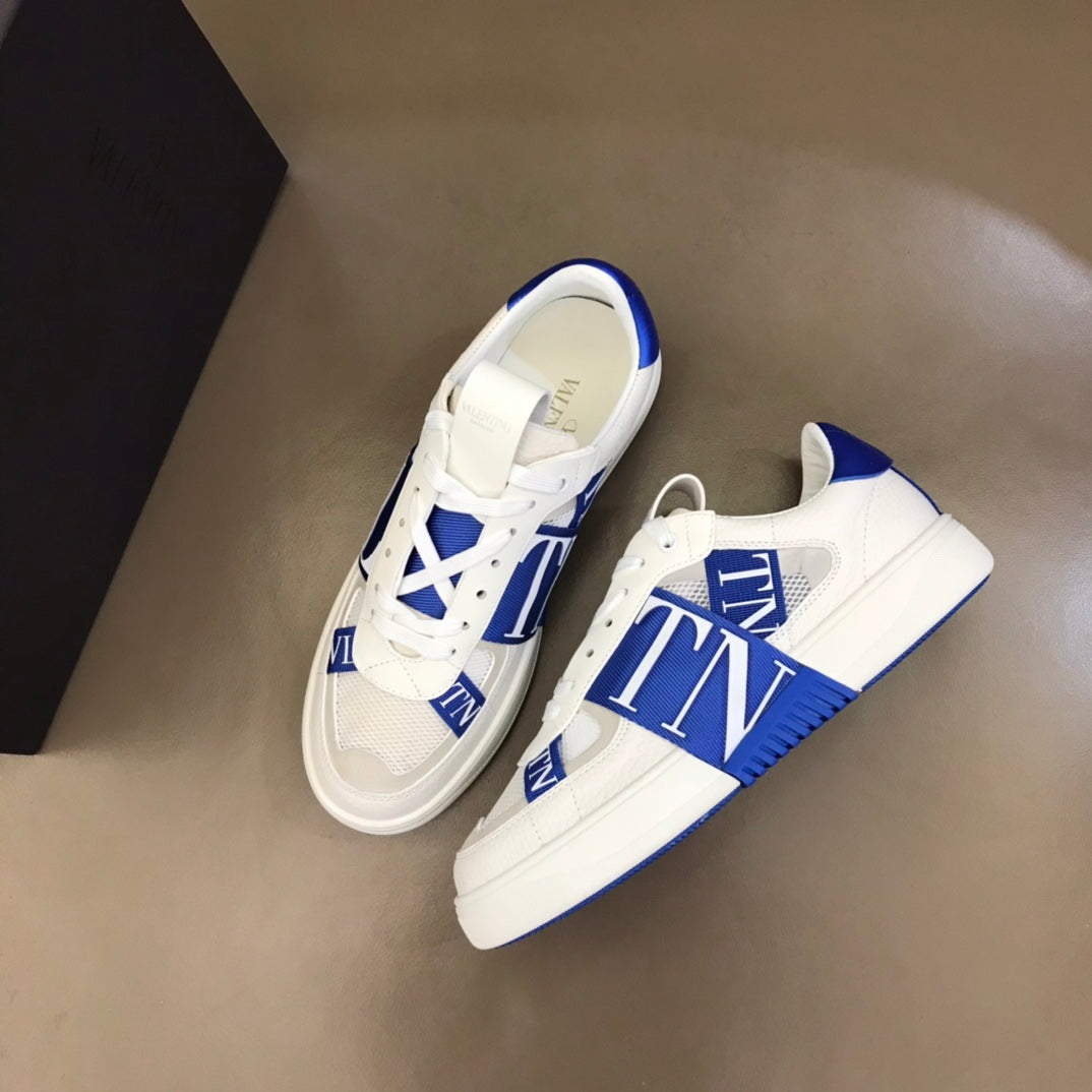 LuxluxHouse Best Quality Shoes Valentino