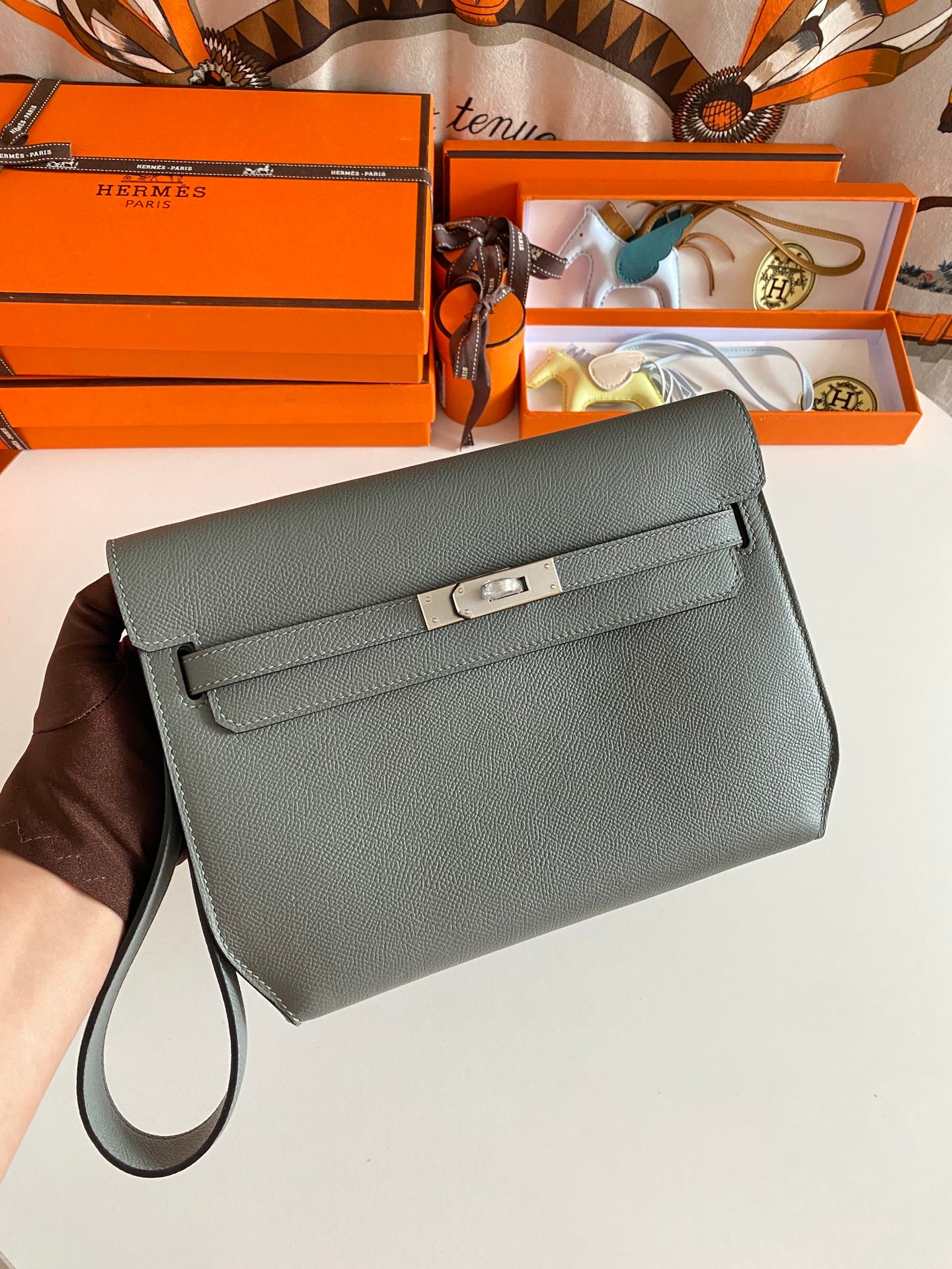 LuxluxHouse Best Quality Bags Women Men Hermes