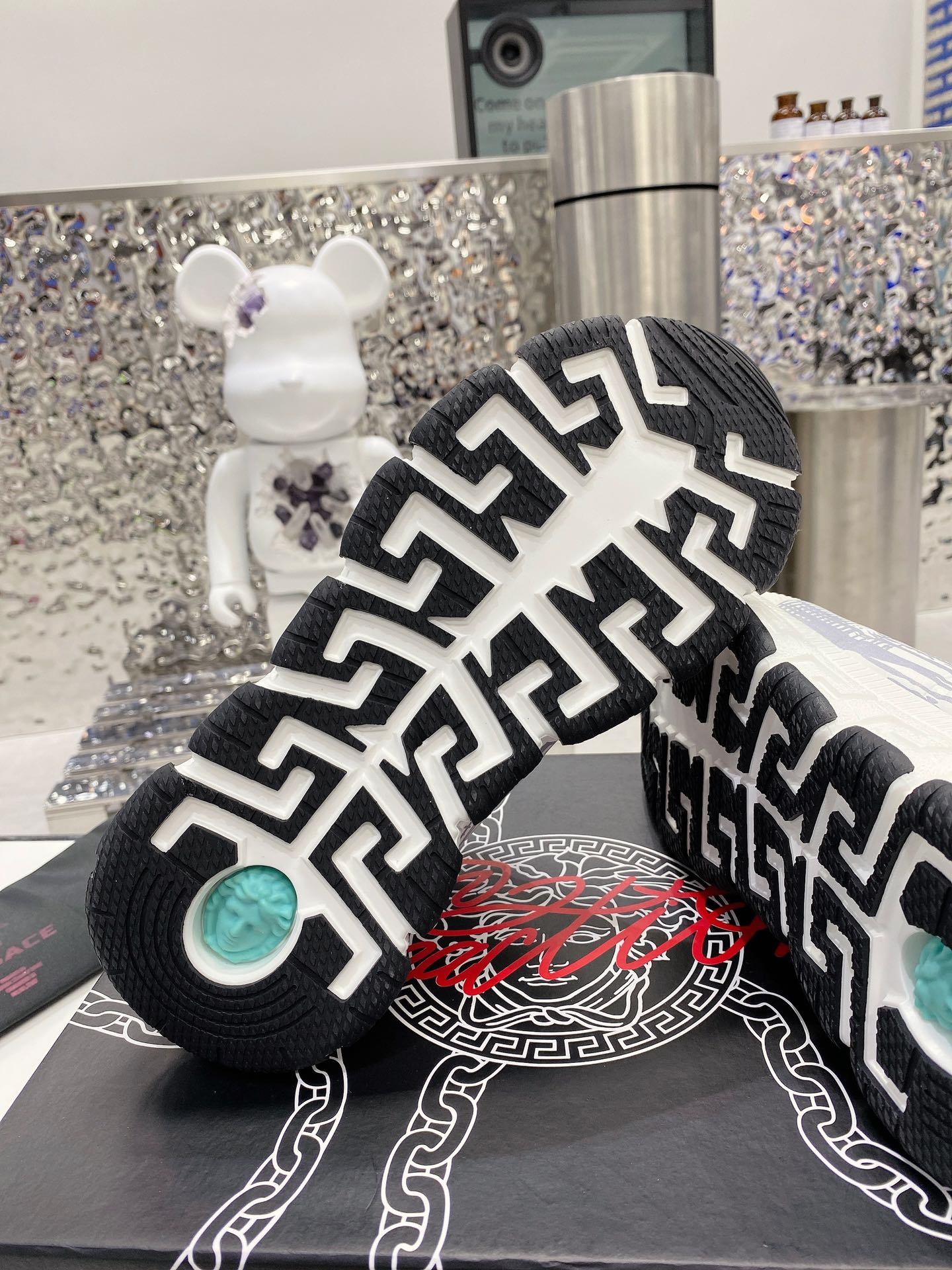 LuxluxHouse Best Quality Shoes Versace