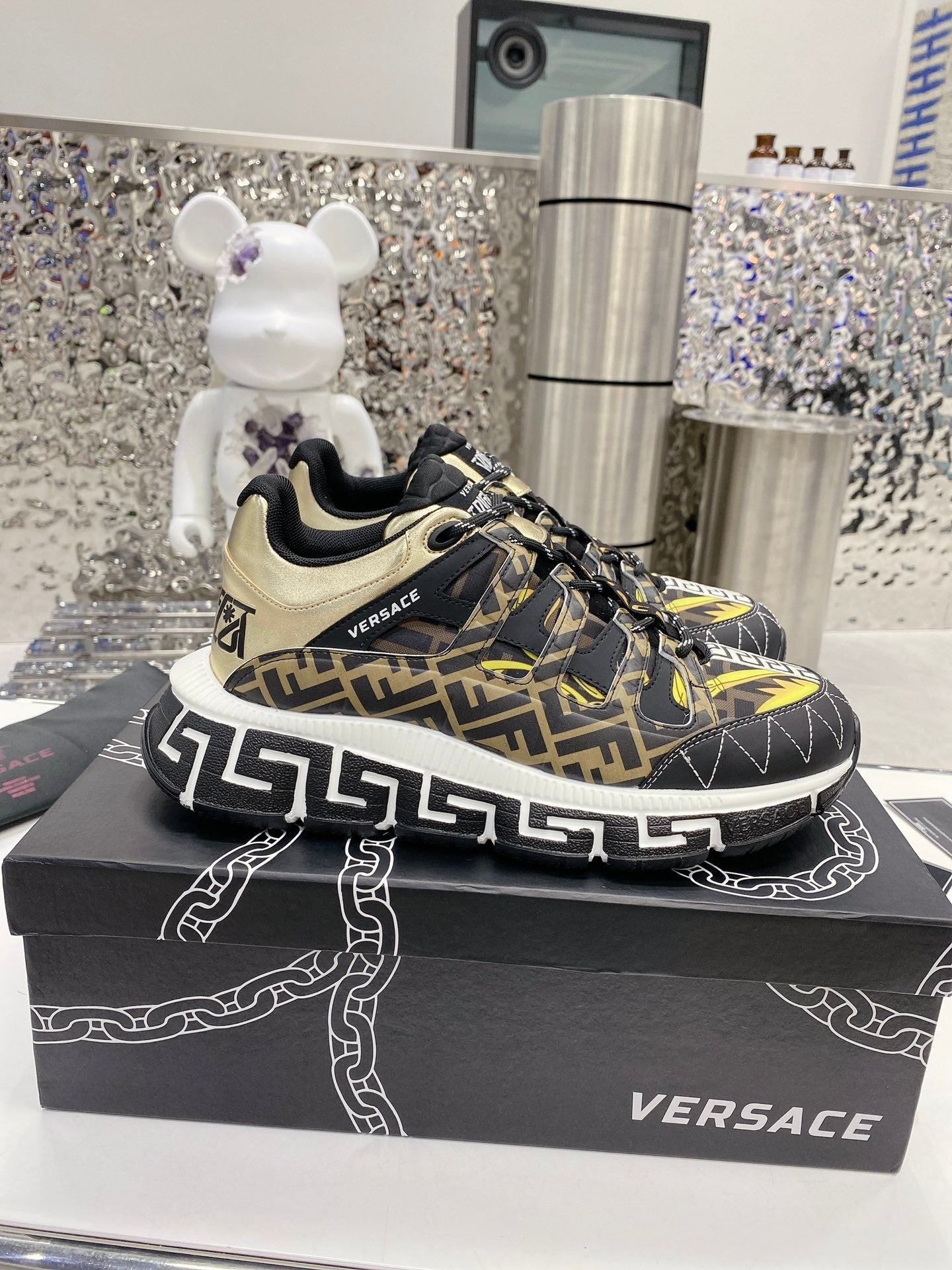 LuxluxHouse Best Quality Shoes Versace