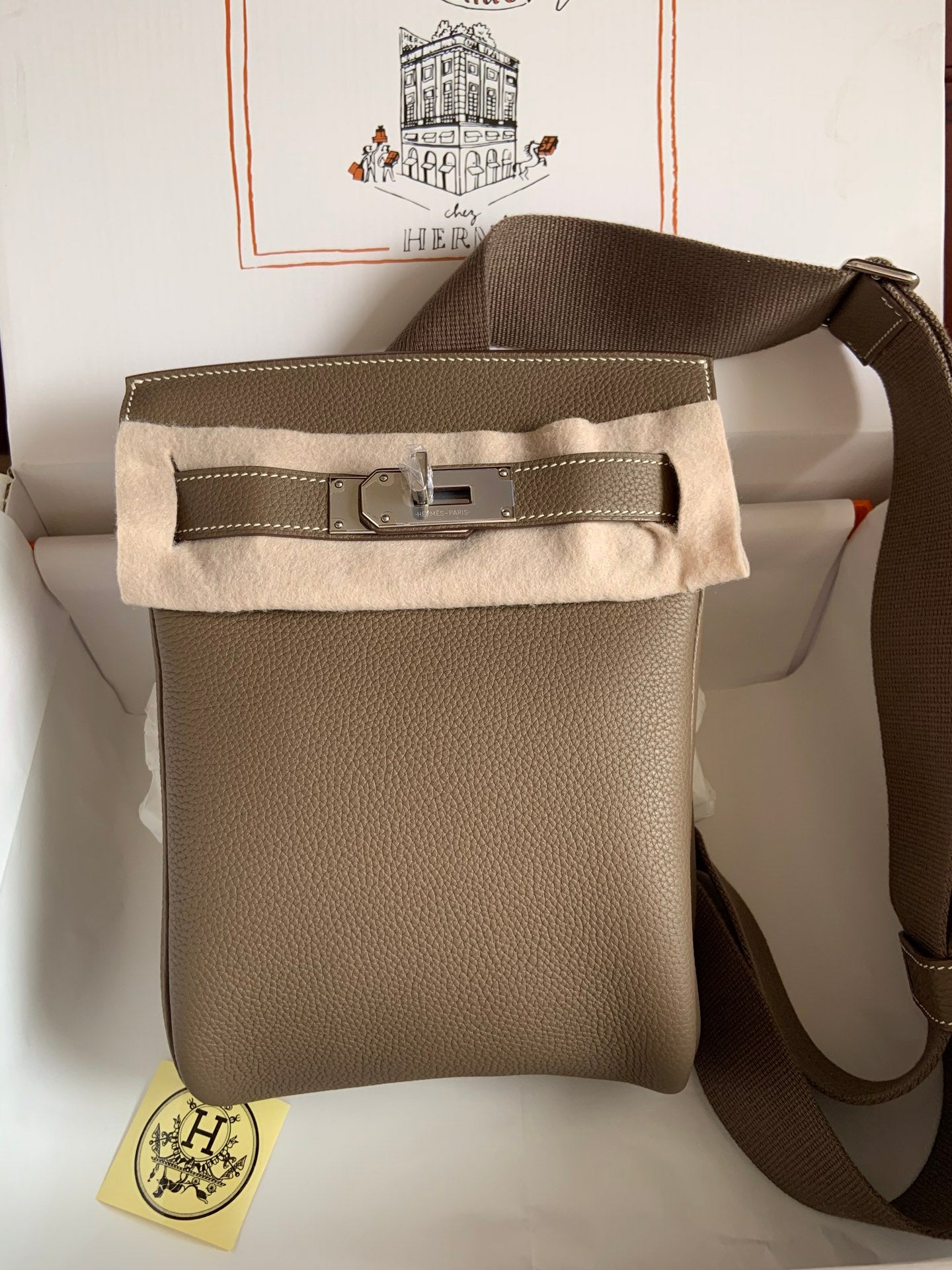 LuxluxHouse Best Quality Bags Women Men Hermes