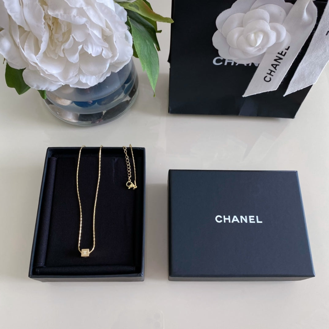 LuxluxHouse Best Quality Accessories Necklace Chanel