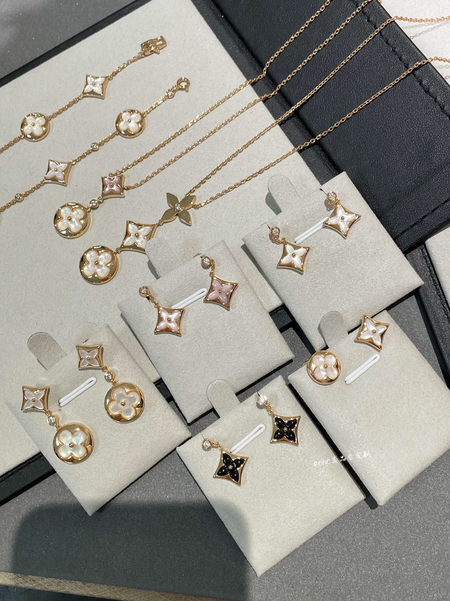 LuxluxHouse Best Quality Accessories Necklace  Louis Vuitton