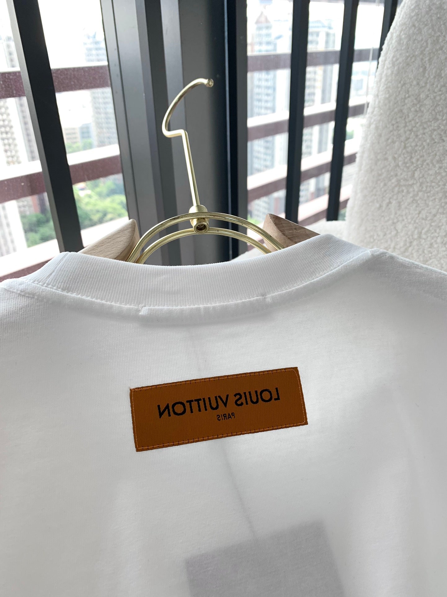 LuxluxHouse Best Quality Clothes T-shirt Louis Vuitton