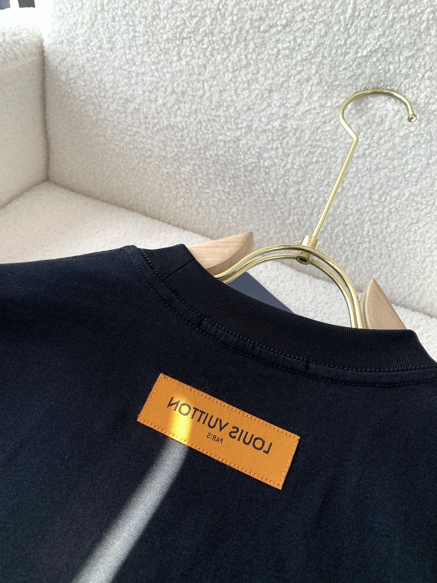 LuxluxHouse Best Quality Clothes T-shirt Louis Vuitton